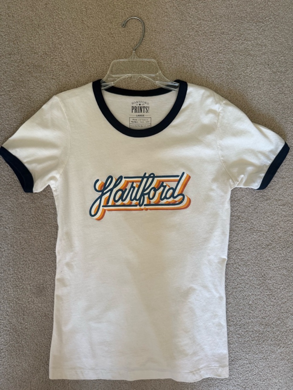EUC Hartford Souvenir T-Shirt Size L